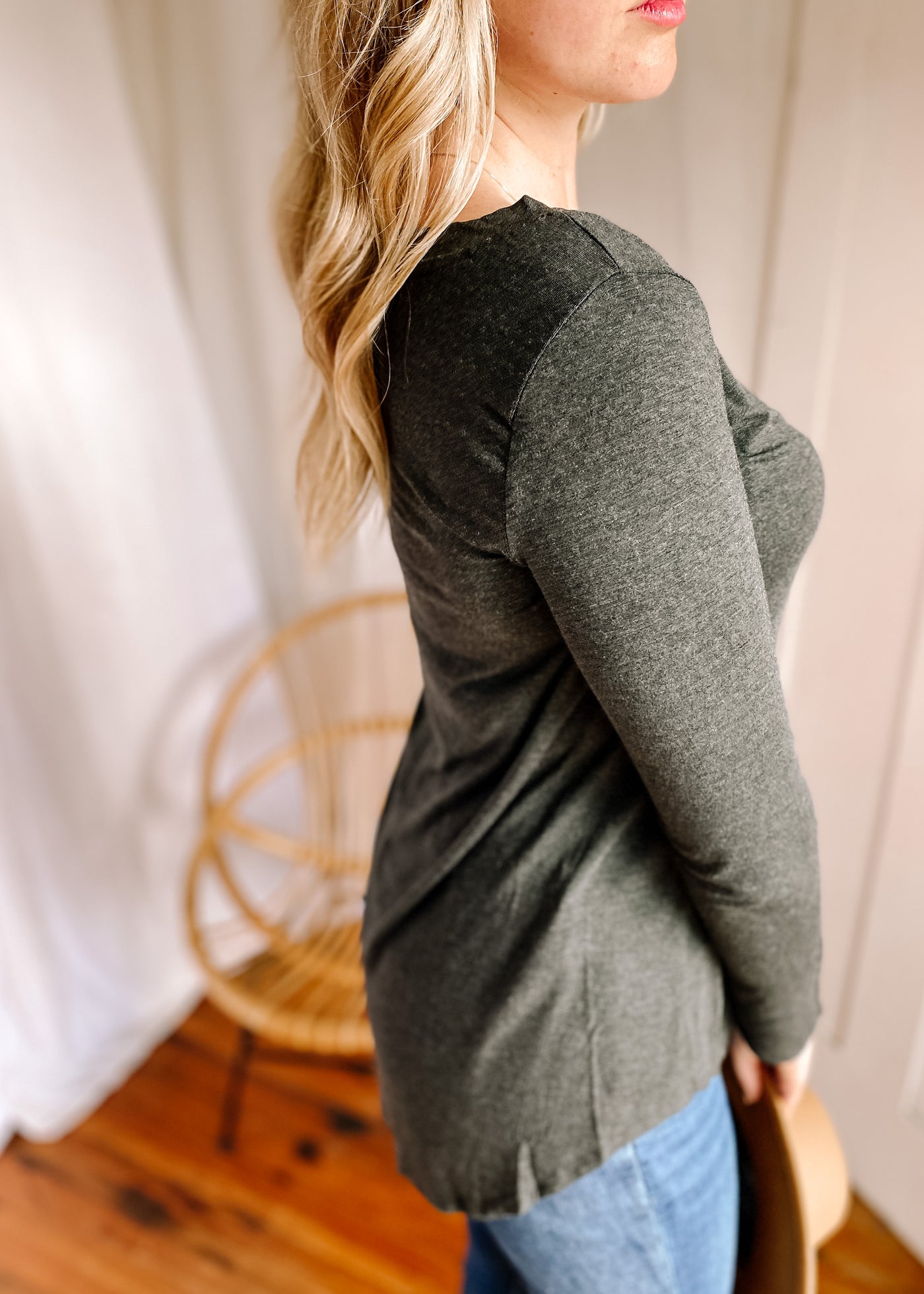 Ella Back To Basic Top in Charcoal