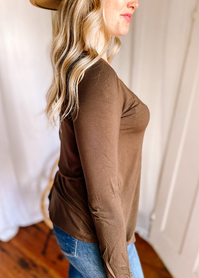 Ella Back To Basic Top in Americano