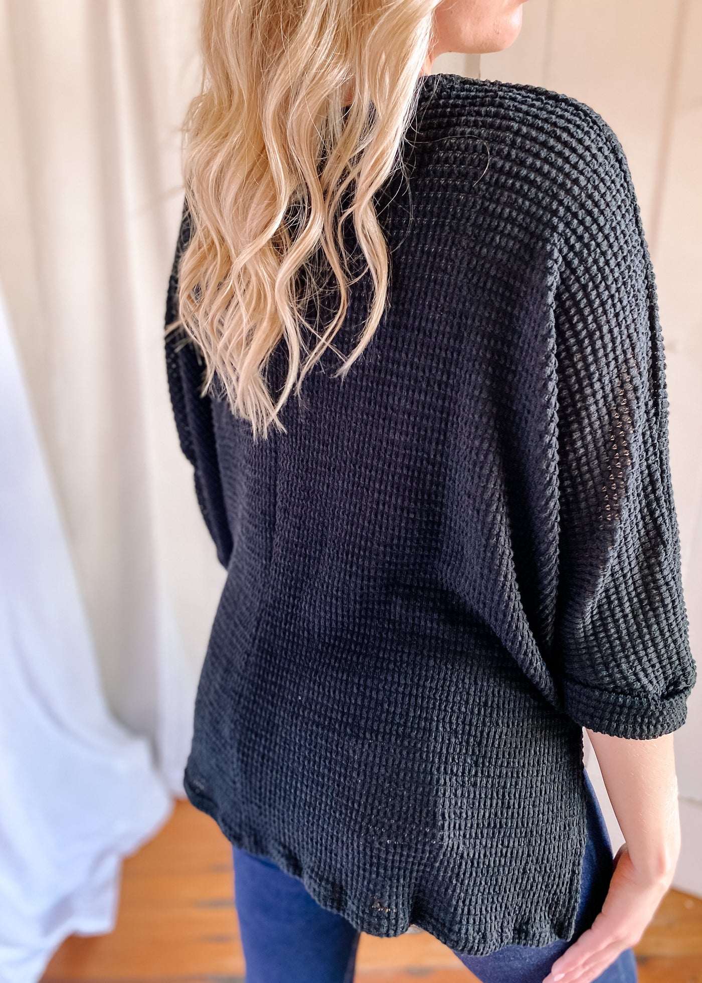 Renae V-Neck Sweater in Black