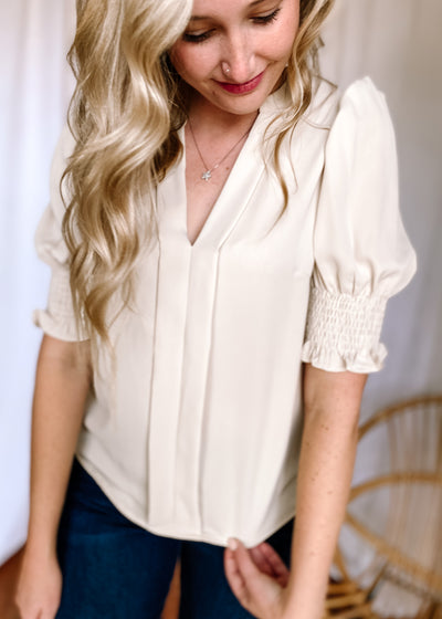 Solid Half Sleeve V Neck Top in Apricot