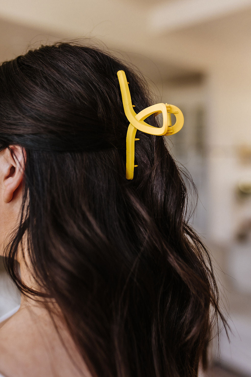 Brand Collab Brand Collab Claw Clip Set of 4 in Lemon