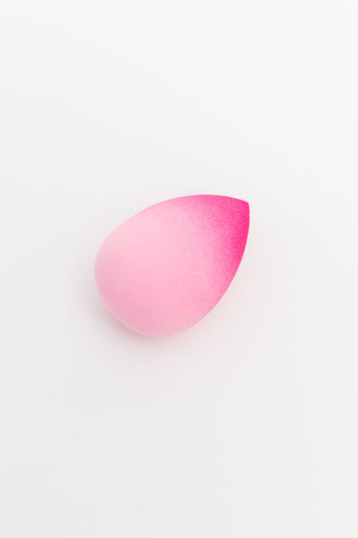 Brand Collab Cool Ombre Makeup Sponge in Four Colors