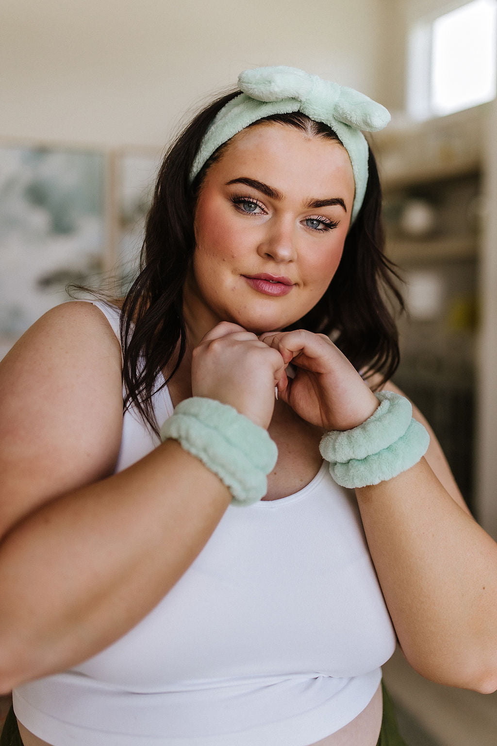 Brand Collab Effortless Days Stretchy Headband & Wristband Set in Sage