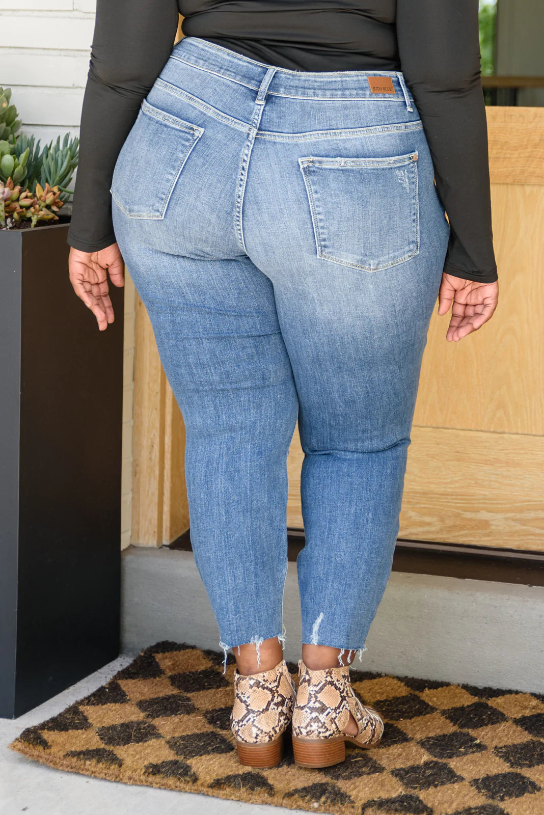 Brand Collab Brand Collab Kyla Destroyed Hi Waist Relaxed Fit