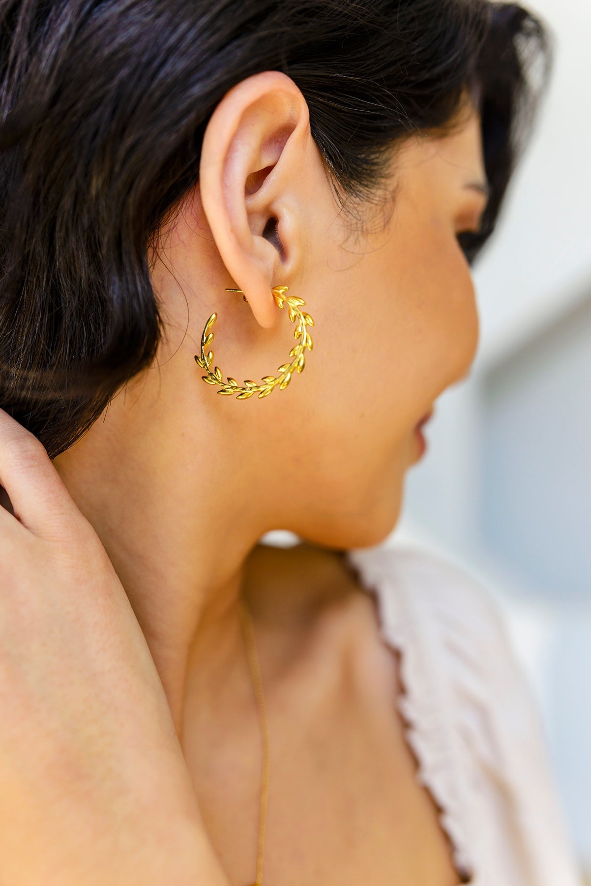 Brand Collab Brand Collab Laurel Wreath Hoop Earrings