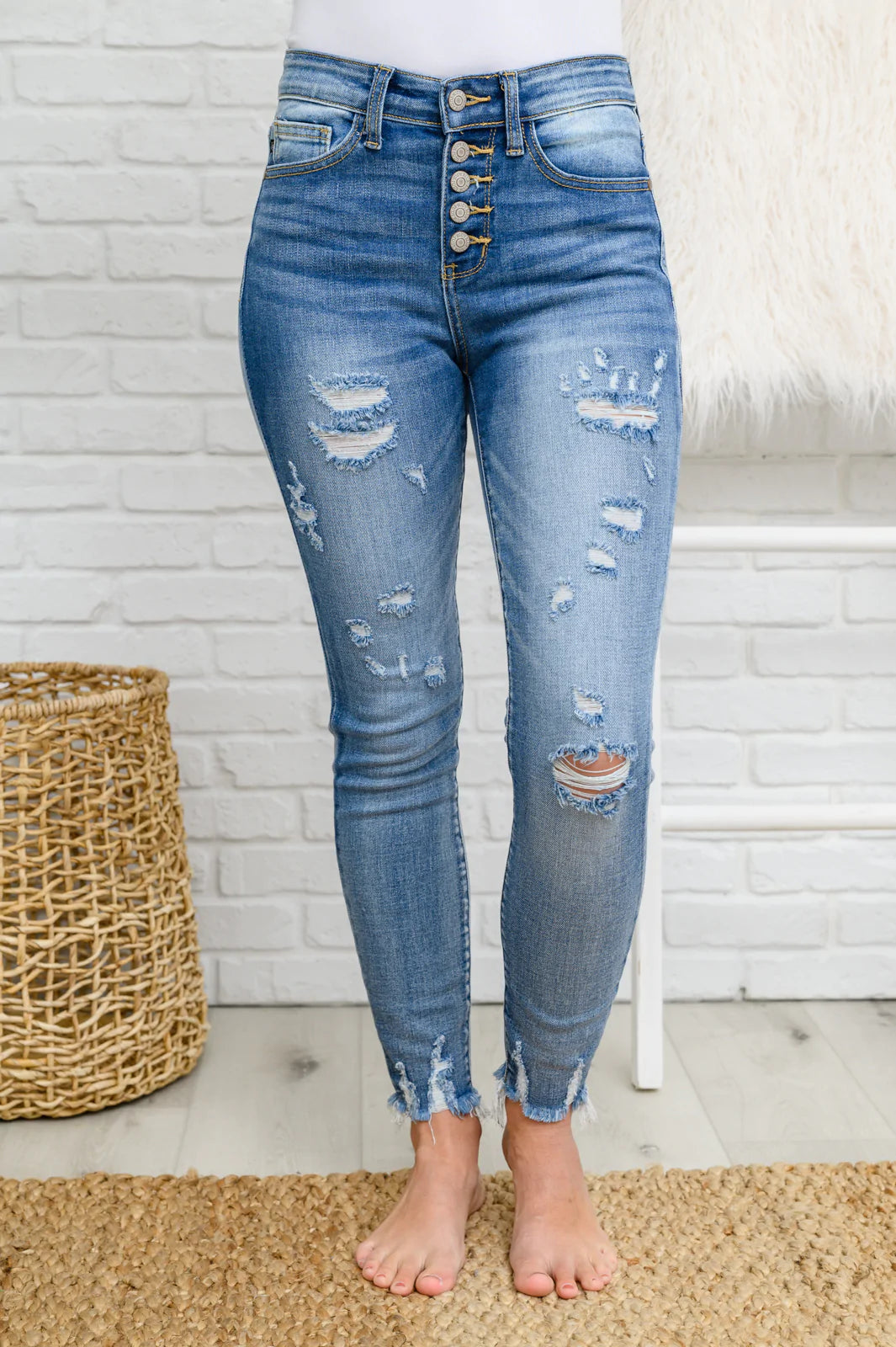 Brand Collab Brand Collab Skye Destroyed Button Fly Skinny