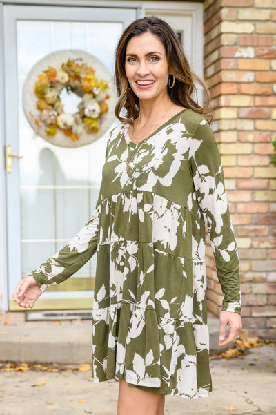 Brand Collab Brand Collab Worthwhile Moment Floral Tiered Dress In Olive