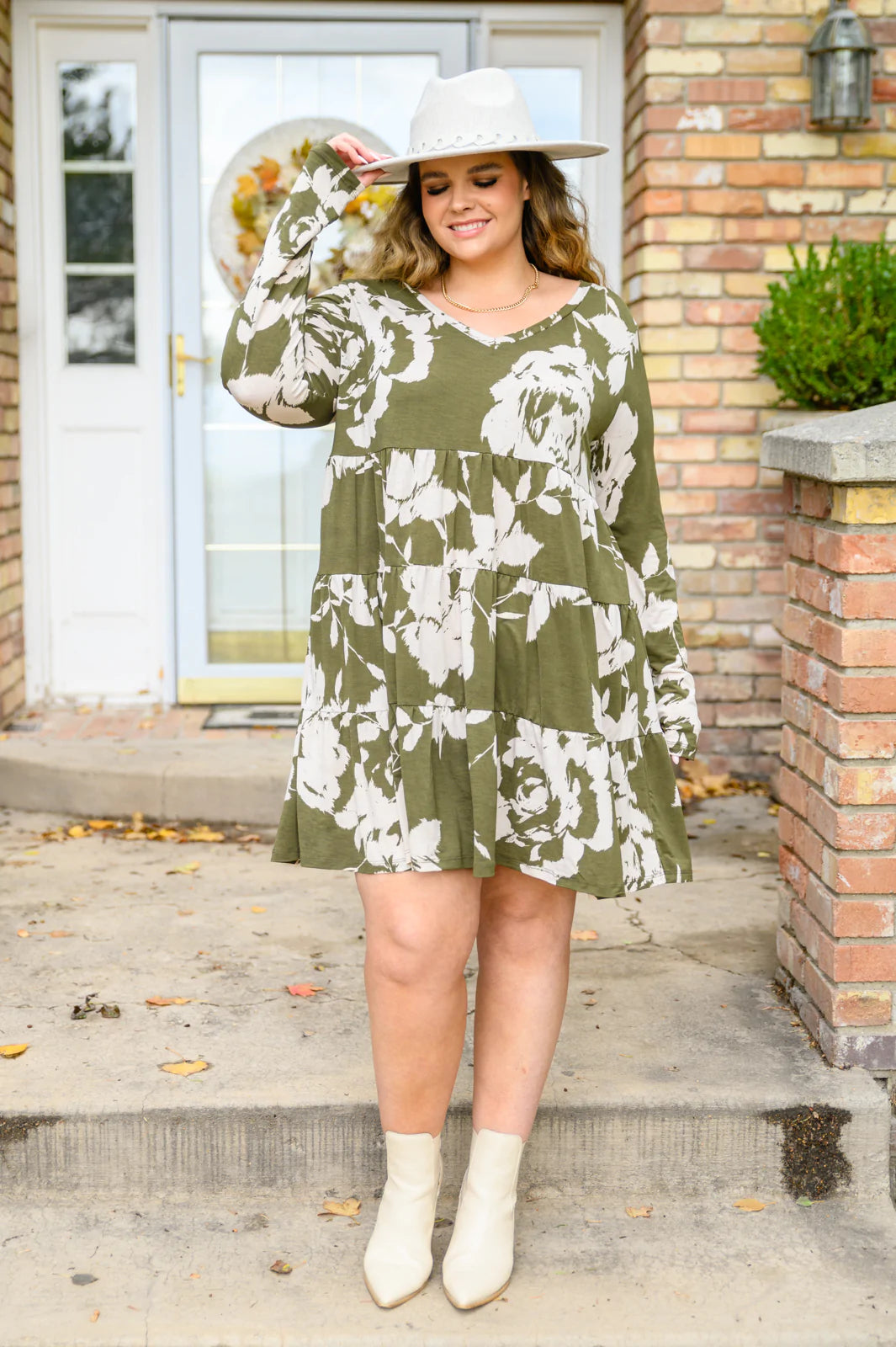 Brand Collab Brand Collab Worthwhile Moment Floral Tiered Dress In Olive